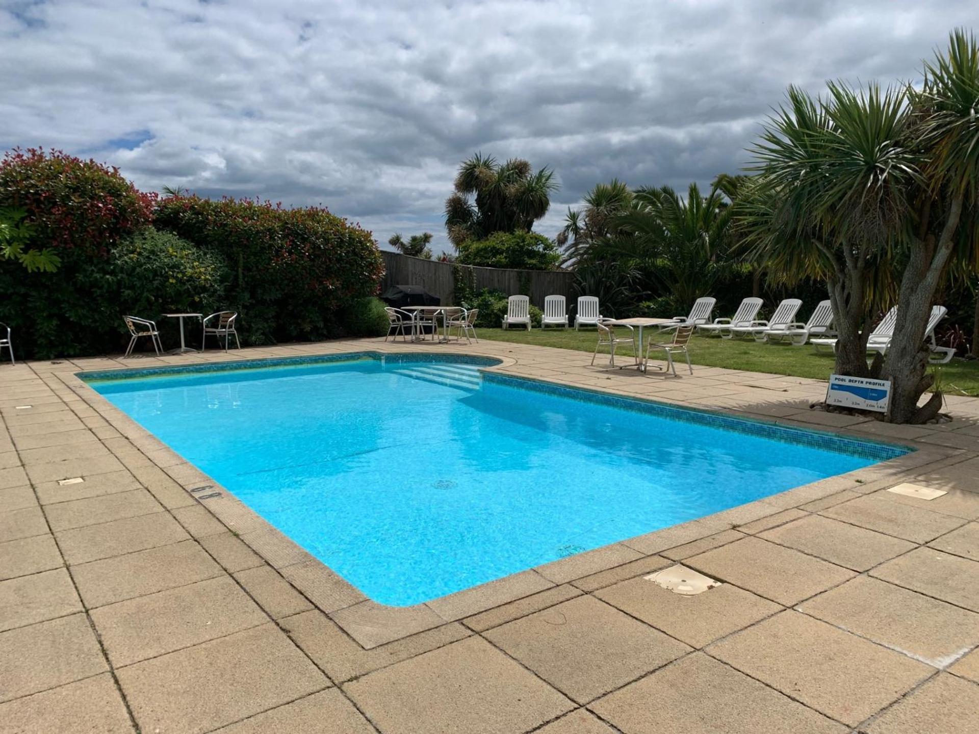 Goodrington Lodge Holiday Apartments Paignton Bagian luar foto